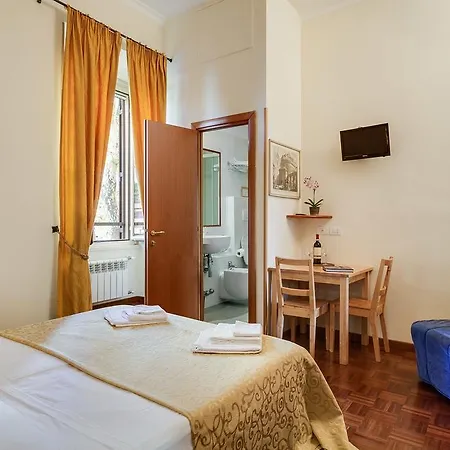 Apartment At St. Peter's Rome